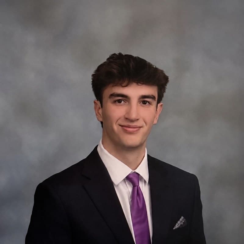 RJ Ohls, Social Chair